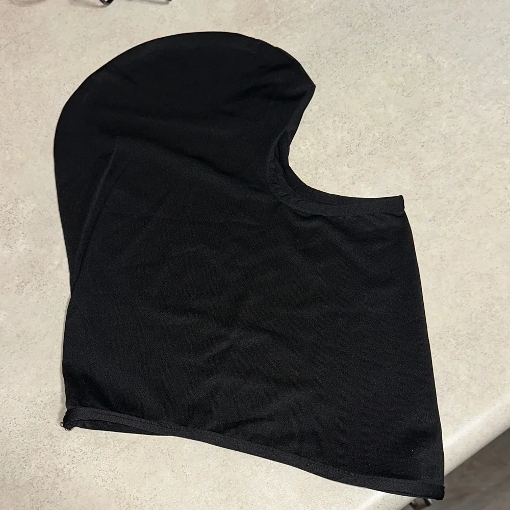 N/A black balaclava